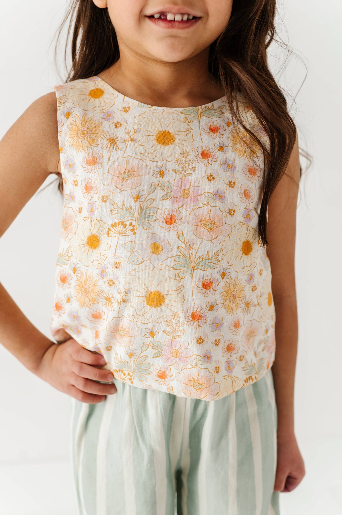 Honeydew Meadow Tie-Back Set