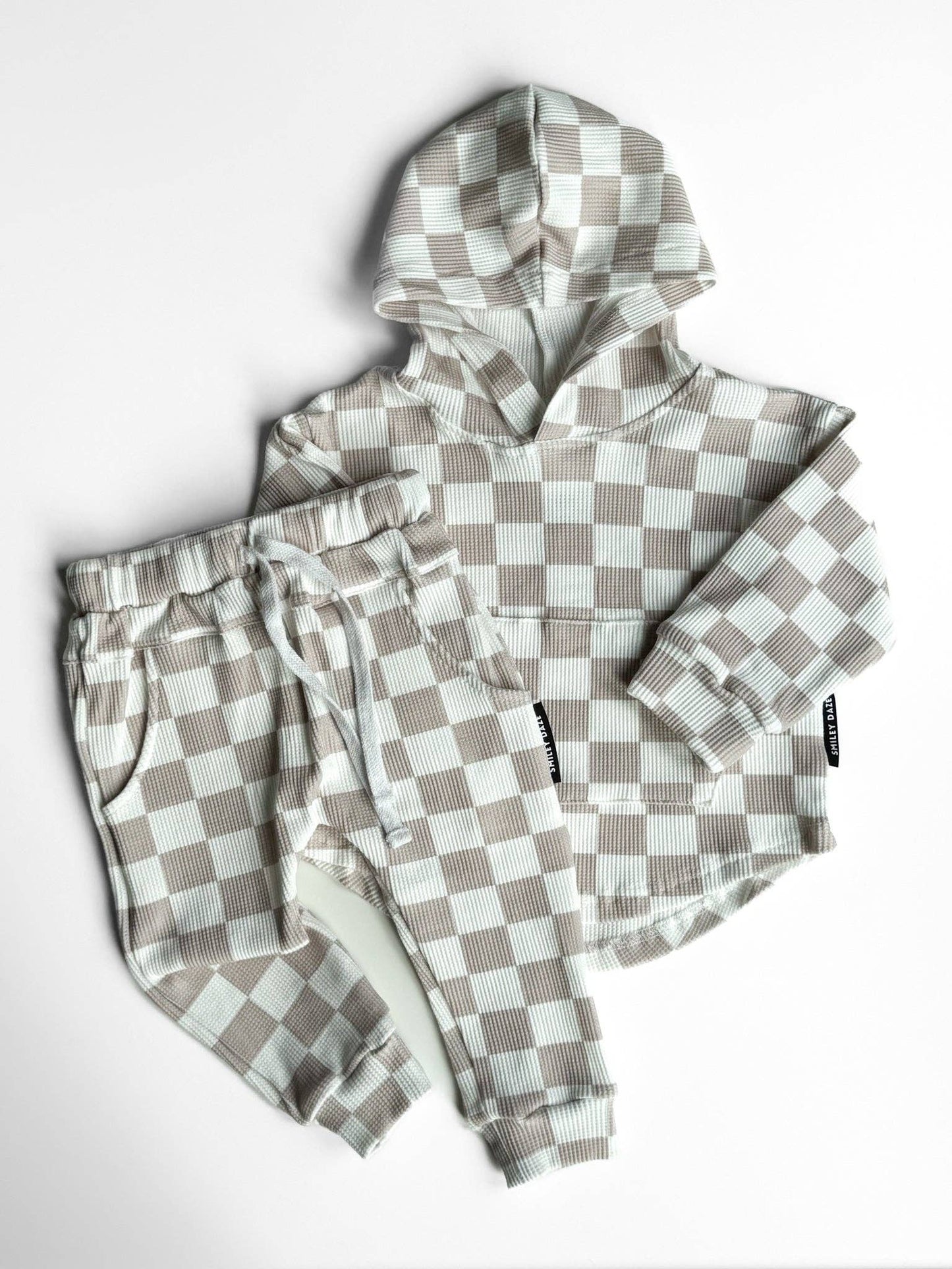 Tan Checkered Waffle Set