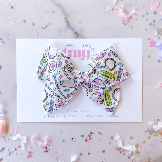 90s Girl Bow